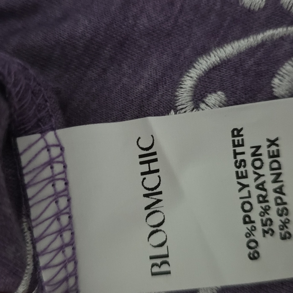 BloomChic Lavender Embroidered Blouse Size 18/20 - Picture 5 of 6